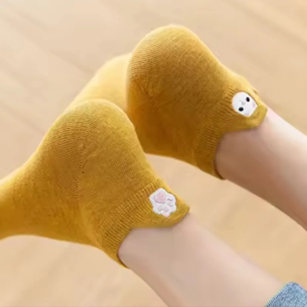 3/$35| Cute Mustard Ankle Socks with Bear Design - Picture 1 of 4